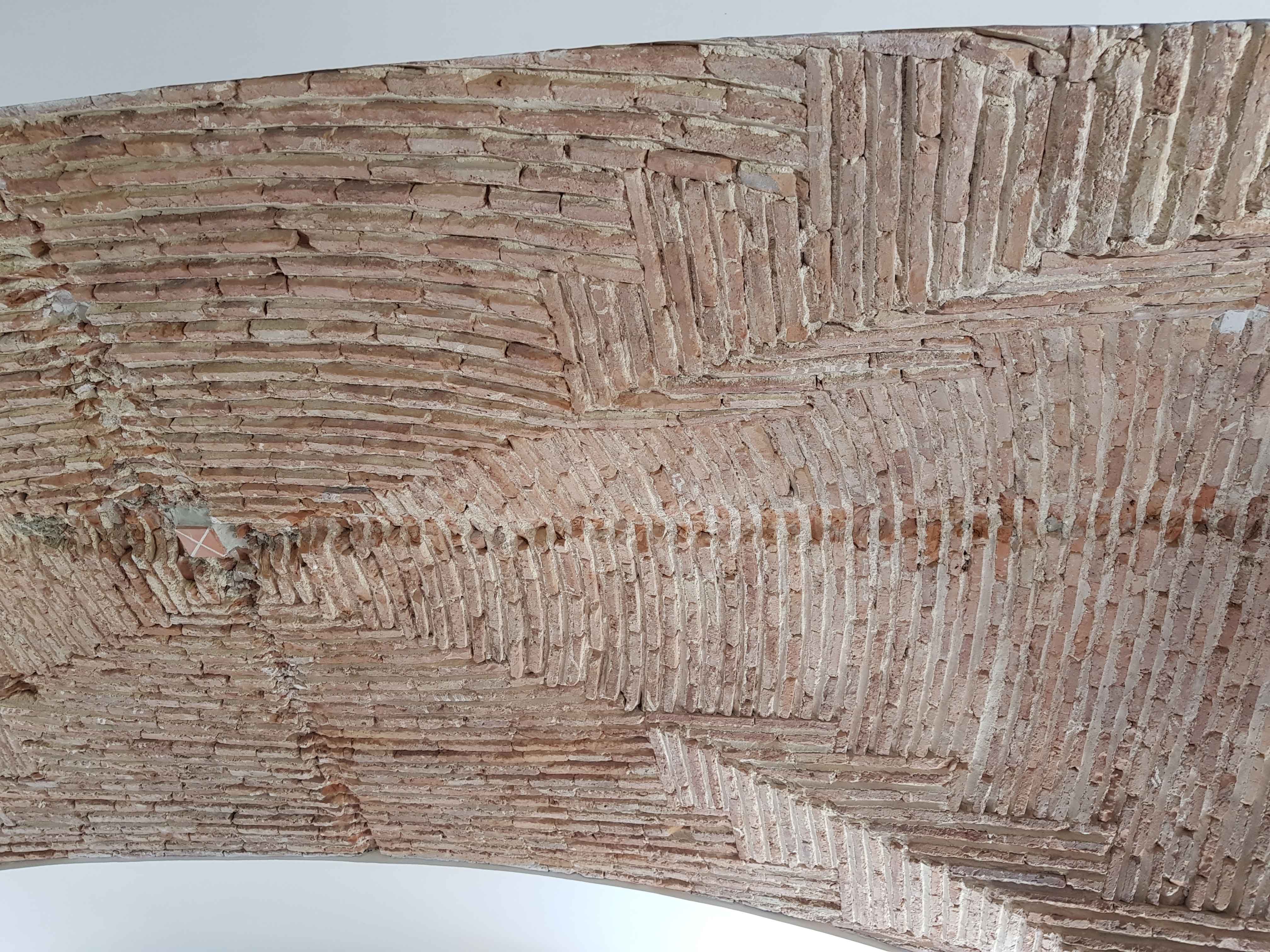Teto da Livraria Bertrand, vizinha ao Alma, no Chiado, em Lisboa: os arcos remontam a 1732, quando foi fundada, por Pedro Faure Teto da Livraria Bertrand, vizinha ao Alma, no Chiado, em Lisboa: os arcos remontam a 1732, quando foi fundada, por Pedro Faure