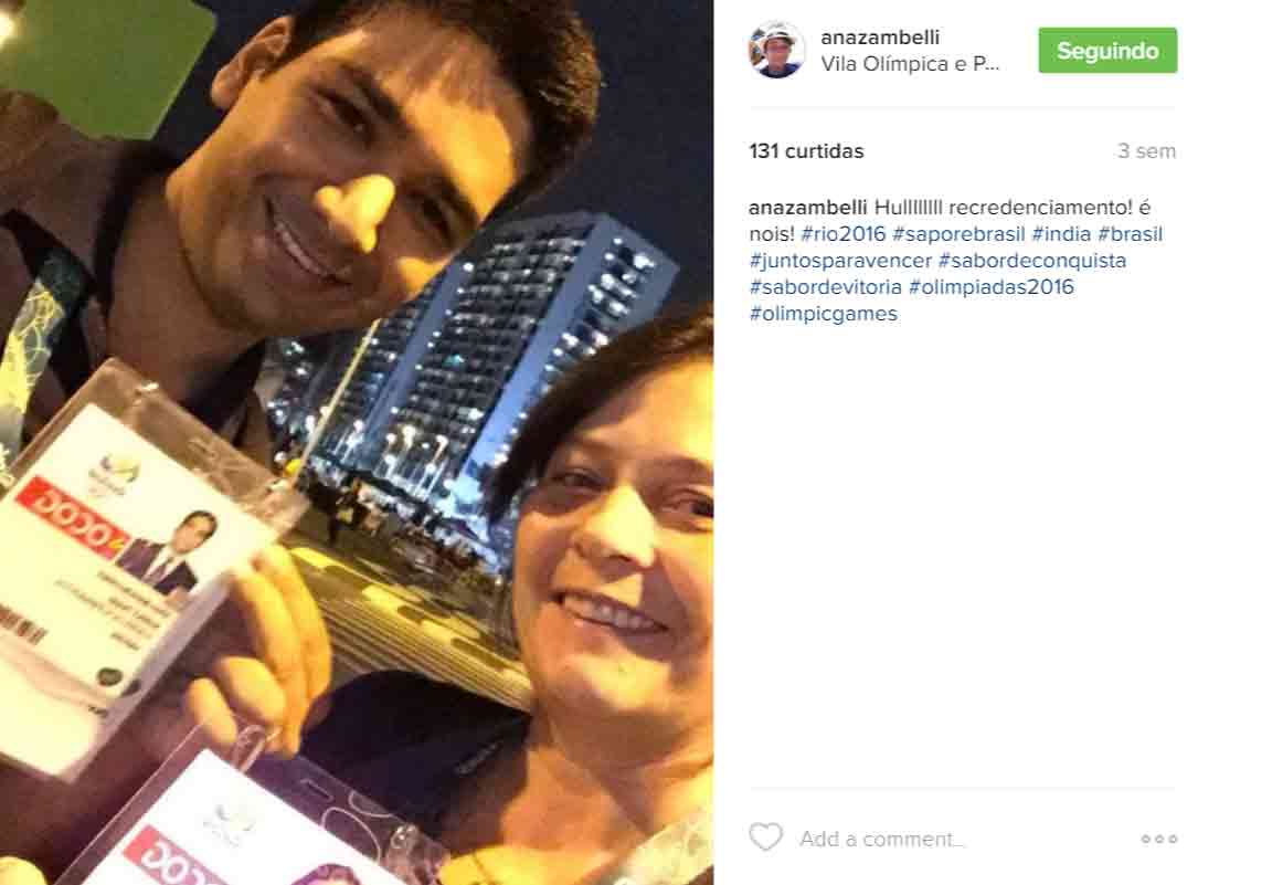 Ana Zambelli admira o empenho do indiano Ishan Bahukhandi, de 25 anos. Um lutador de taekwondo que virou cozinheiro e fez de tudo para trabalhar com Ana na Vila Olímpica. Ana Zambelli admira o empenho do indiano Ishan Bahukhandi, de 25 anos. Um lutador de taekwondo que virou cozinheiro e fez de tudo para trabalhar com Ana na Vila Olímpica.