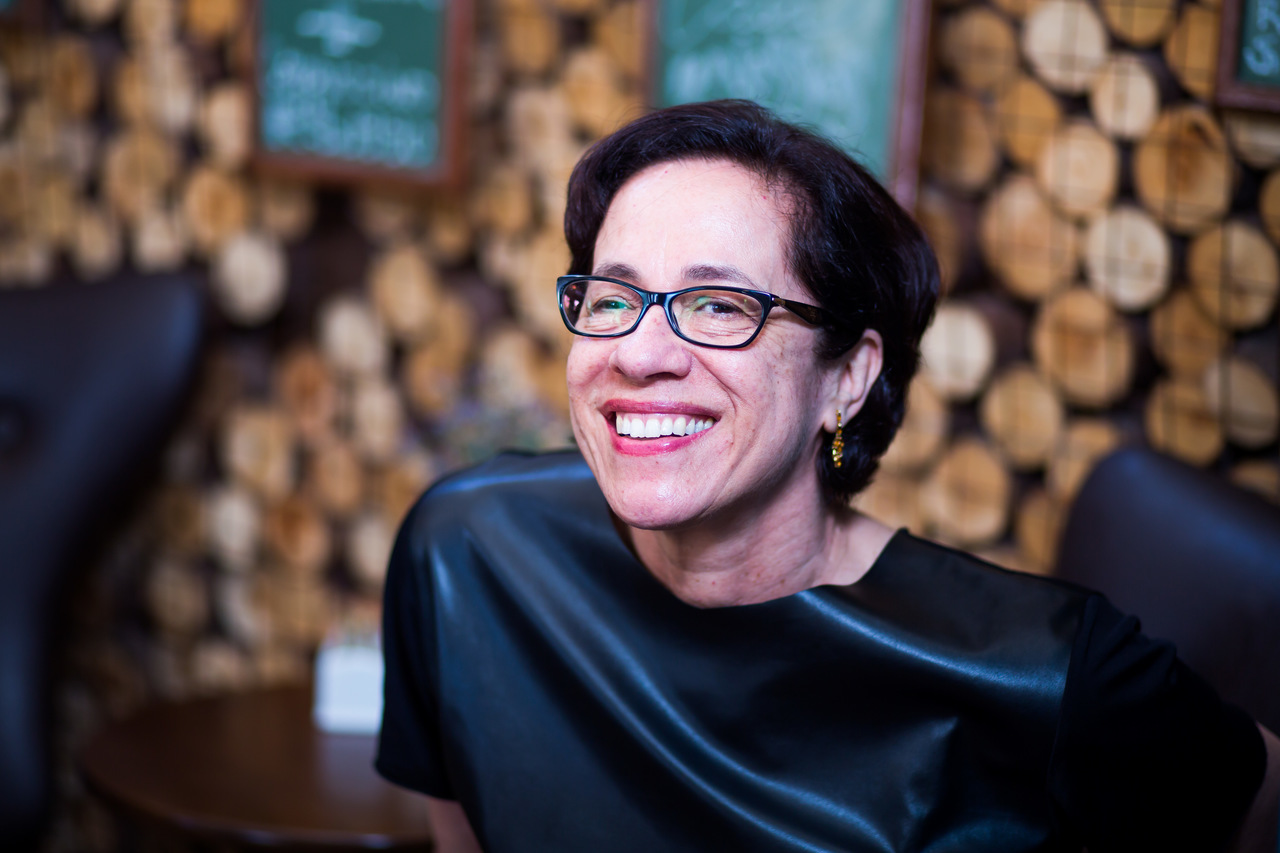 Maria do Carmo Pontes, consultora em pesquisa e desenvolvimento, gestão de inovação e design de produtos alimentícios. Maria do Carmo Pontes, consultora em pesquisa e desenvolvimento, gestão de inovação e design de produtos alimentícios.
